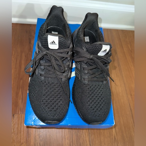 Adidas Ultraboost - Picture 3 of 7
